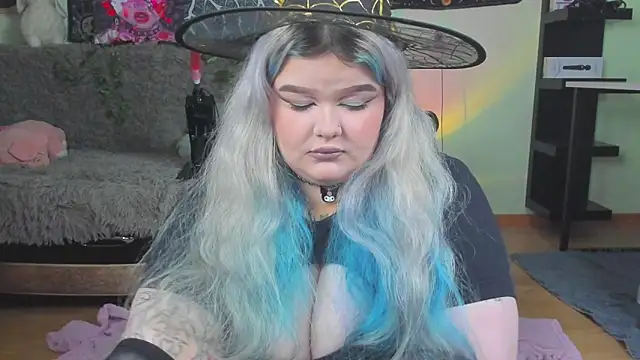  CandyM1lky  online show from October 2025 06:45:02 AM