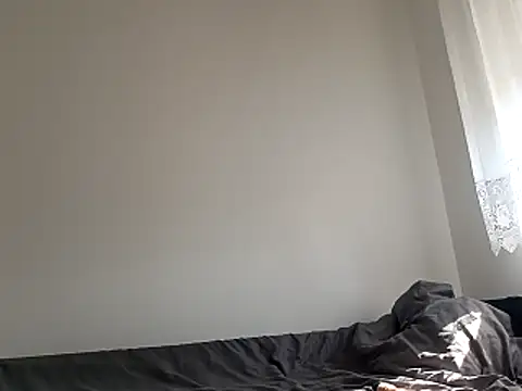 Snapshot of milf44milf chatting on March 2026 12:37:02 PM milf44milf online show from March 2026 12:37:02 PM