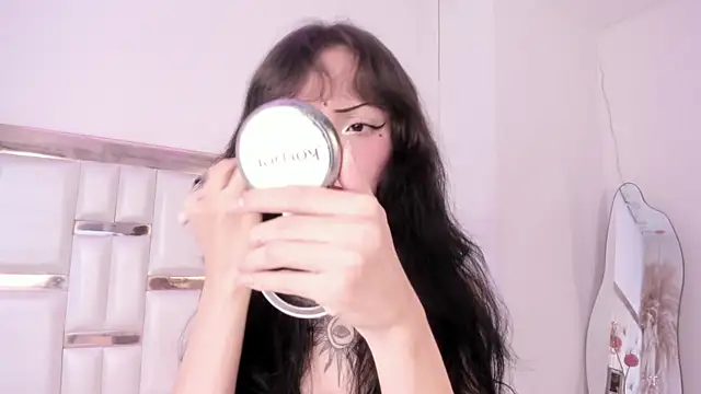 MaddieStark online show from November 2025 04:43:02 PM