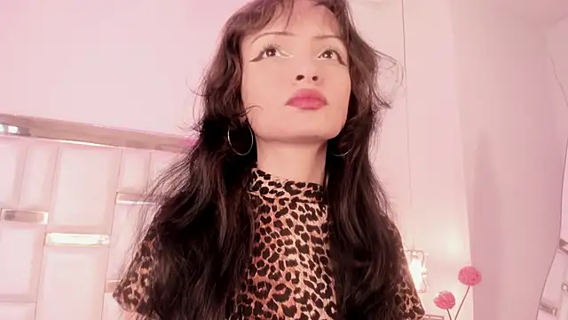 MaddieStark online show from December 2025 04:41:01 PM