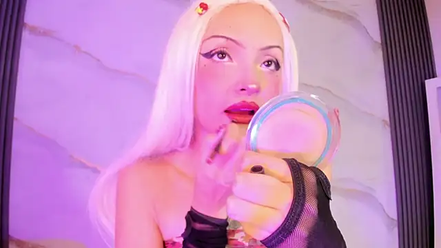 MaddieStark online show from April 2026 01:07:01 PM