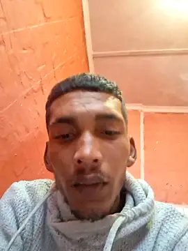 Snapshot of Zinedean24 chatting on April 2026 01:57:02 PM Zinedean24 online show from April 2026 01:57:02 PM