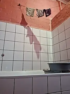 Zinedean24 online show from April 2026 03:47:01 PM