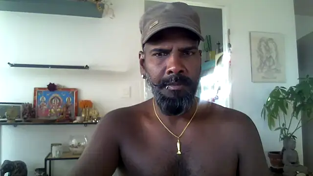 Snapshot of frenchblackc31 chatting on October 2025 04:04:02 PM frenchblackc31 online show from October 2025 04:04:02 PM