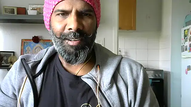frenchblackc31 online show from May 2026 11:57:01 AM