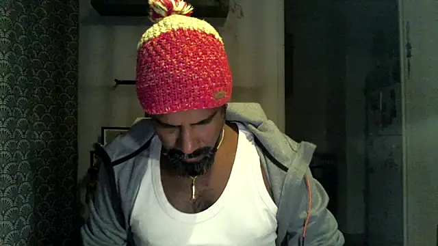 Snapshot of frenchblackc31 chatting on October 2025 04:47:02 AM frenchblackc31 online show from October 2025 04:47:02 AM