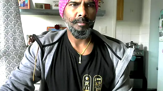 frenchblackc31 online show from May 2026 08:33:01 AM