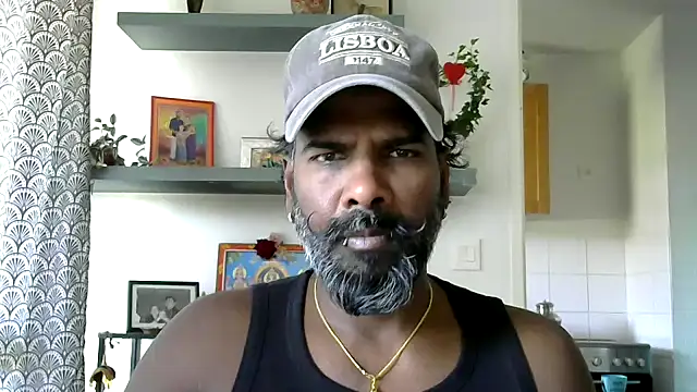 frenchblackc31 online show from May 2026 02:27:01 PM