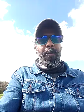 frenchblackc31 online show from May 2026 03:03:02 PM