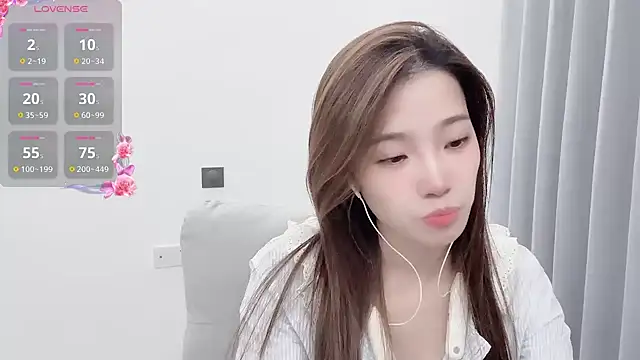 yuyu 77 online show from October 2025 03:43:02 PM