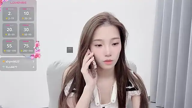 yuyu 77 online show from September 2025 03:43:02 PM