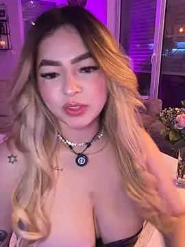 OriannaFox online show from February 2026 06:07:01 PM