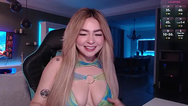 OriannaFox online show from March 2026 07:37:02 PM