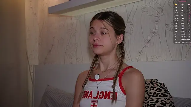 AnneVerity online show from November 2025 07:35:01 PM