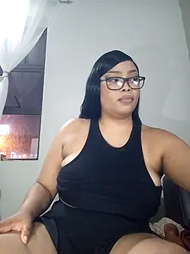 MadamPinky online show from November 2025 06:07:02 PM