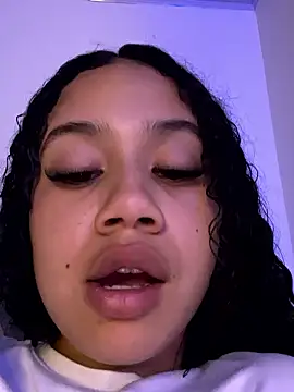 jadee8 online show from January 2026 05:36:02 AM