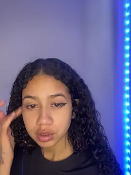 Snapshot of jadee8 chatting on November 2025 07:40:02 PM jadee8 online show from November 2025 07:40:02 PM