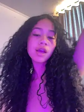 jadee8 online show from March 2026 07:32:01 PM