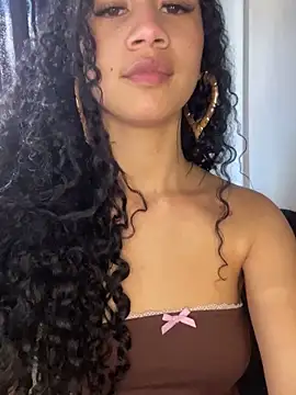 jadee8 online show from February 2026 07:38:01 PM