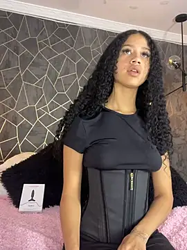 jadee8 online show from June 2026 04:12:01 PM