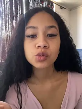 jadee8 online show from February 2026 03:47:02 PM