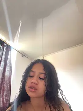 jadee8 online show from February 2026 01:43:02 PM