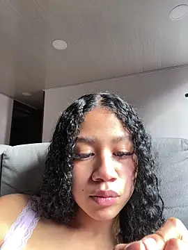 jadee8 online show from January 2026 08:40:02 PM