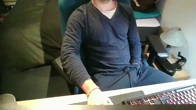 Snapshot of azdert210 chatting on March 2026 05:24:02 PM azdert210 online show from March 2026 05:24:02 PM