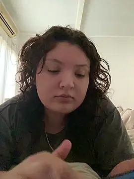 Solangerulo  online show from February 2026 01:22:01 PM