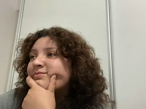 Solangerulo  online show from February 2026 05:19:01 AM