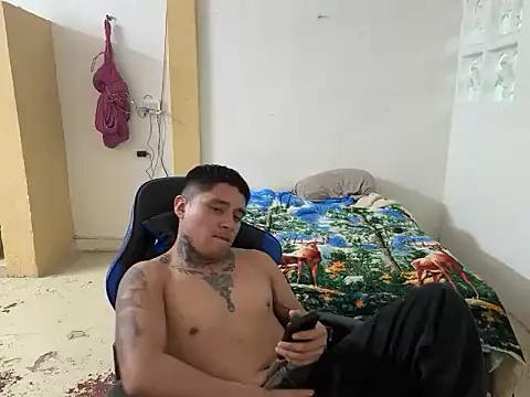 siilvestremx online show from November 2025 06:12:02 AM