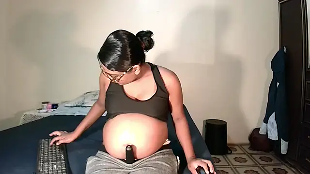 indiansweetflava online show from March 2026 06:46:02 PM