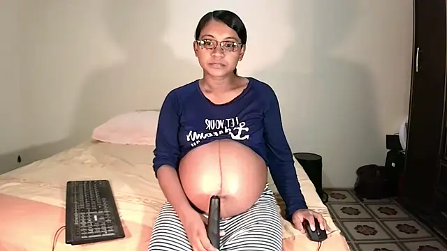 indiansweetflava online show from May 2026 06:59:02 PM