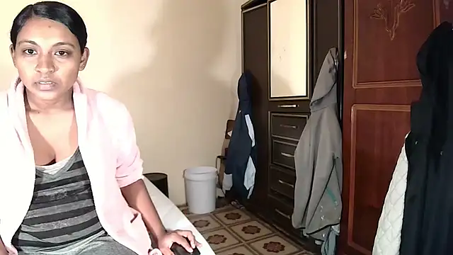indiansweetflava online show from July 2026 03:09:02 PM