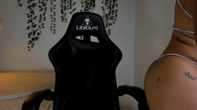 sara doll77 online show from April 2026 08:47:02 PM