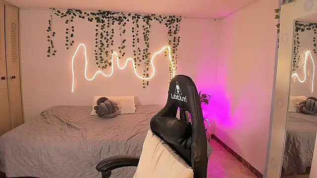 sara doll77 online show from November 2025 09:29:01 PM