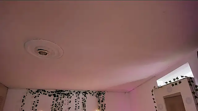 sara doll77 online show from November 2025 03:07:02 PM