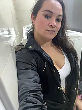 StefiAlizon70 online show from February 2026 12:33:02 AM