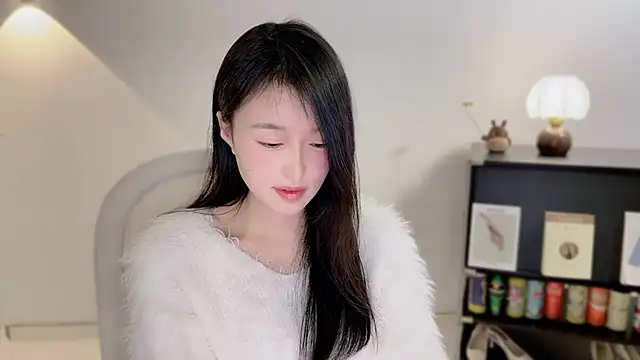 Snapshot of Onechestnut chatting on January 2026 12:53:02 PM Onechestnut online show from January 2026 12:53:02 PM