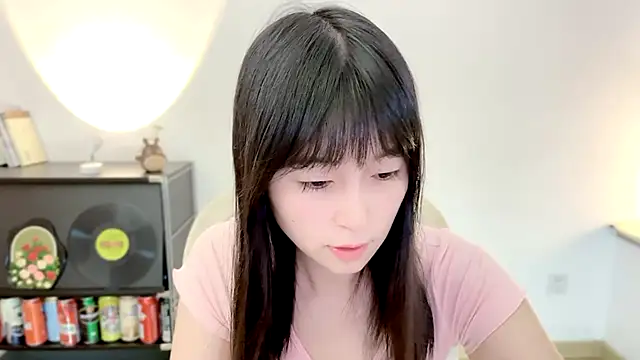 Snapshot of Onechestnut chatting on July 2026 11:09:01 AM Onechestnut online show from July 2026 11:09:01 AM