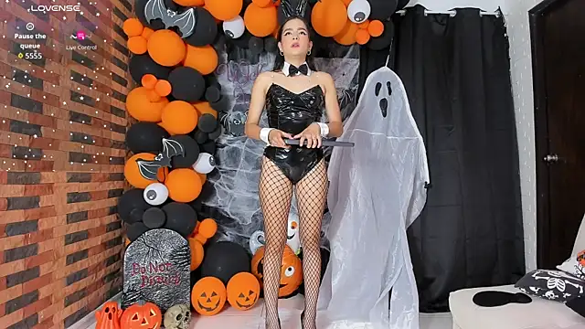 violetta pretty online show from October 2025 08:30:01 PM