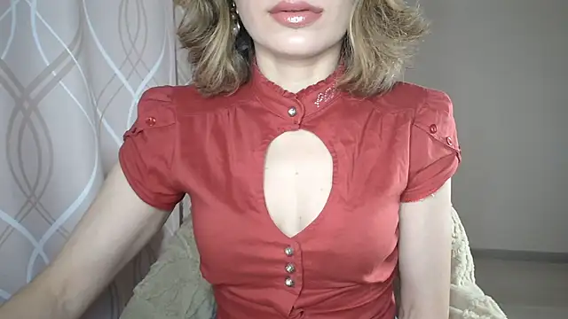 Snapshot of miss__Sophie chatting on October 2025 08:00:01 AM miss Sophie online show from October 2025 08:00:01 AM