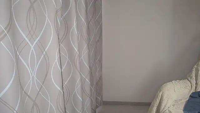 Snapshot of miss__Sophie chatting on December 2025 10:43:01 AM miss Sophie online show from December 2025 10:43:01 AM