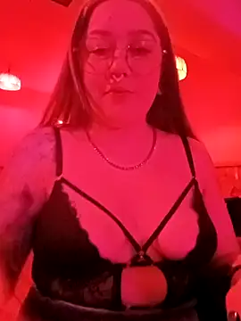 Snapshot of Dulcedeanis chatting on October 2025 01:48:01 AM Dulcedeanis online show from October 2025 01:48:01 AM