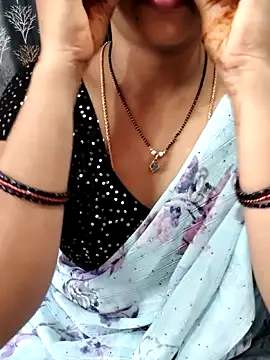 Snapshot of Lalitha-1995 chatting on June 2026 06:46:01 AM Lalitha-1995 online show from June 2026 06:46:01 AM