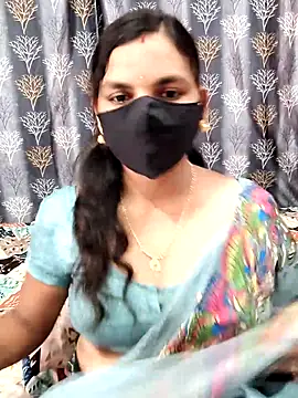 Snapshot of Lalitha-1995 chatting on July 2026 05:58:01 AM Lalitha-1995 online show from July 2026 05:58:01 AM