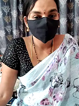 Snapshot of Lalitha-1995 chatting on May 2026 05:15:01 AM Lalitha-1995 online show from May 2026 05:15:01 AM