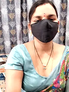 Snapshot of Lalitha-1995 chatting on June 2026 05:18:02 AM Lalitha-1995 online show from June 2026 05:18:02 AM