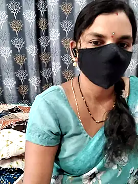 Snapshot of Lalitha-1995 chatting on June 2026 05:51:01 AM Lalitha-1995 online show from June 2026 05:51:01 AM