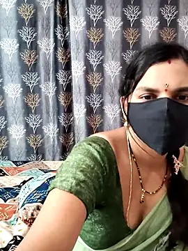 Snapshot of Lalitha-1995 chatting on April 2026 06:38:01 AM Lalitha-1995 online show from April 2026 06:38:01 AM